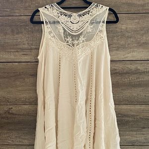 Entro Bohemian-Lace Dress